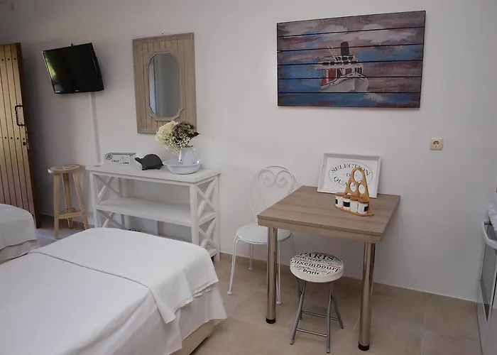 Melograno Apartments&studios Kala Nera